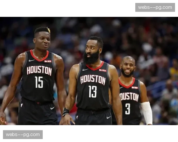 湖人近15战进攻效率121.5联盟第三 防守效率112.5位列第十